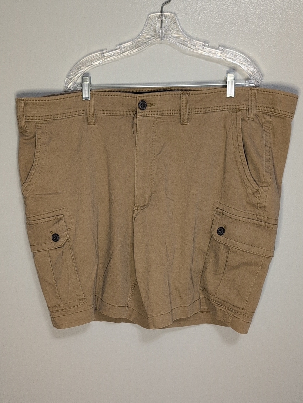 The Foundry Supply Co. Men's Cargo Shorts in Tan Waist 48
